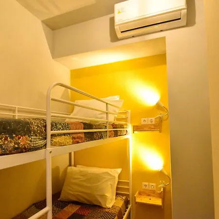 Apartment Loft 5 Min From Monastiraki Metro Stop *